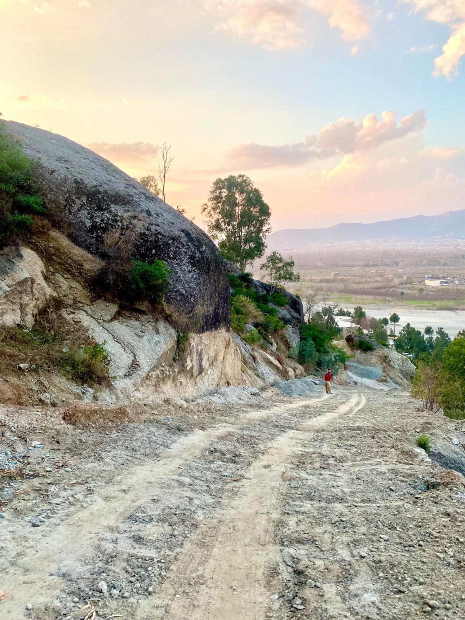 Rock City Resort Saidu Sharif ภายนอก รูปภาพ